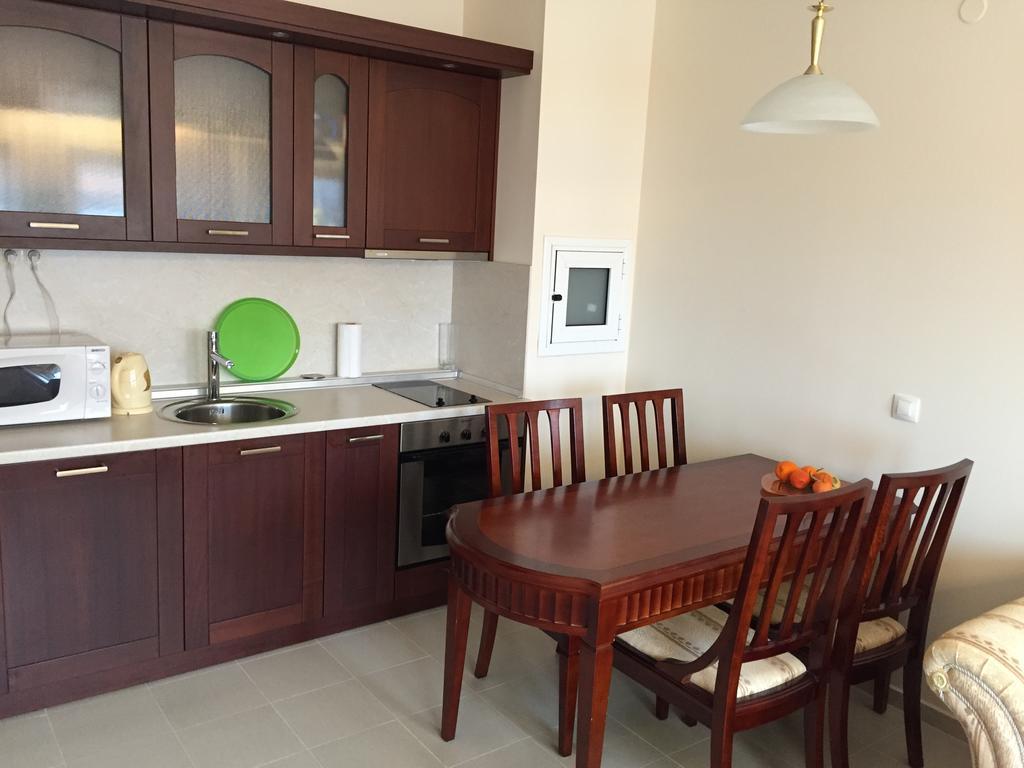 Downtown Alexander Services Apartments Bansko Esterno foto